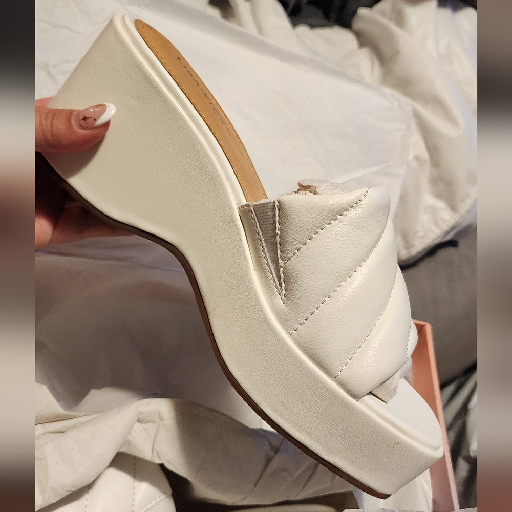Elegant White Platform Slide Sandals